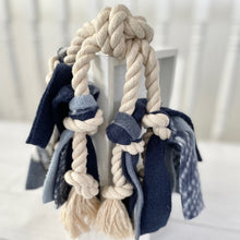 Load image into Gallery viewer, Tugs